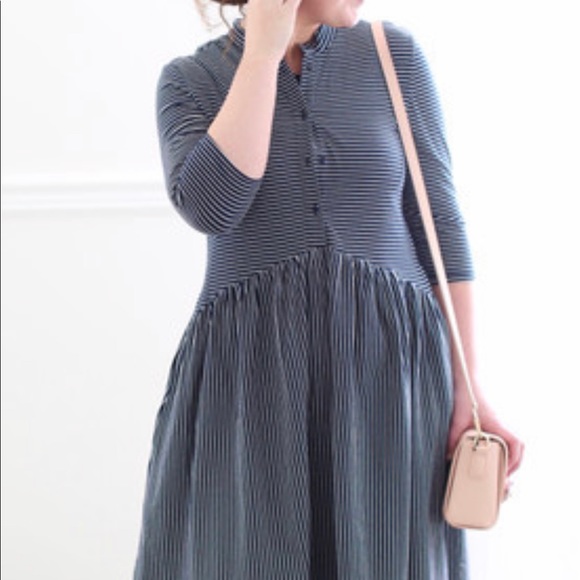 NEW Sunshine Dress-Navy - Picture 1 of 6